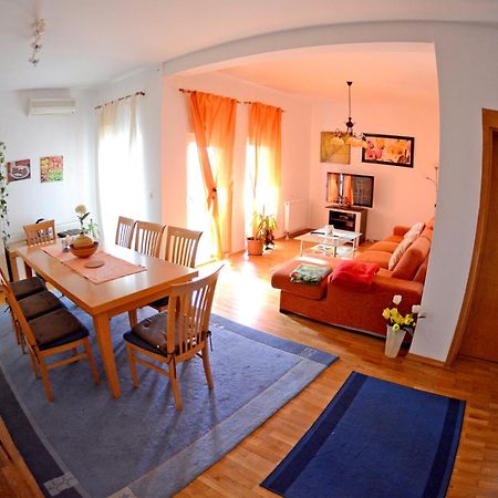 Apartments And Rooms Trsje Zágráb Kültér fotó
