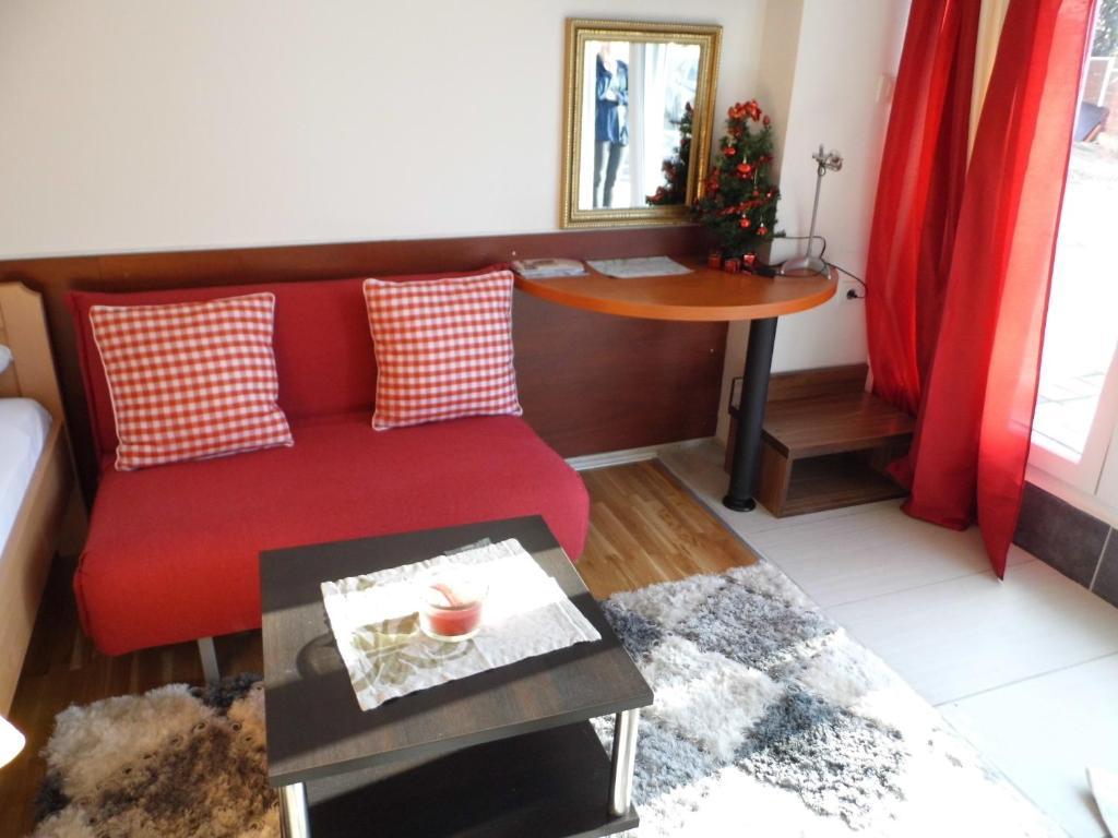 Apartments And Rooms Trsje Zágráb Kültér fotó
