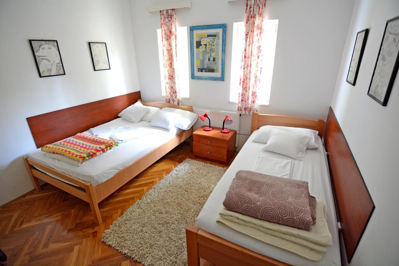 Apartments And Rooms Trsje Zágráb Kültér fotó