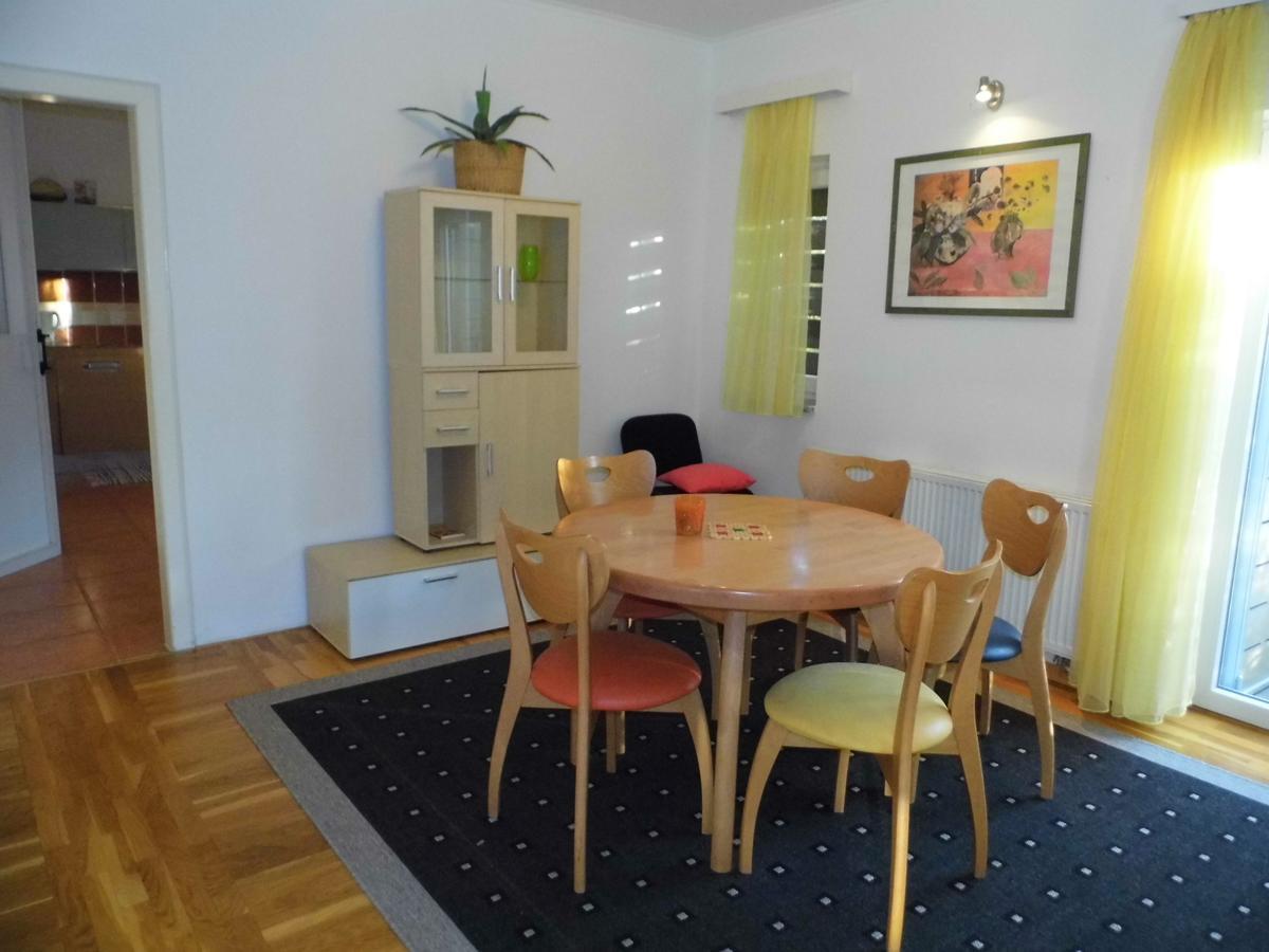 Apartments And Rooms Trsje Zágráb Kültér fotó